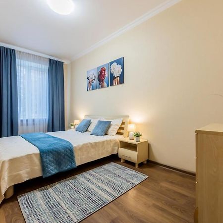 2К Квартира На Шота Руставелі, Бессарабка Kyiv Exterior photo