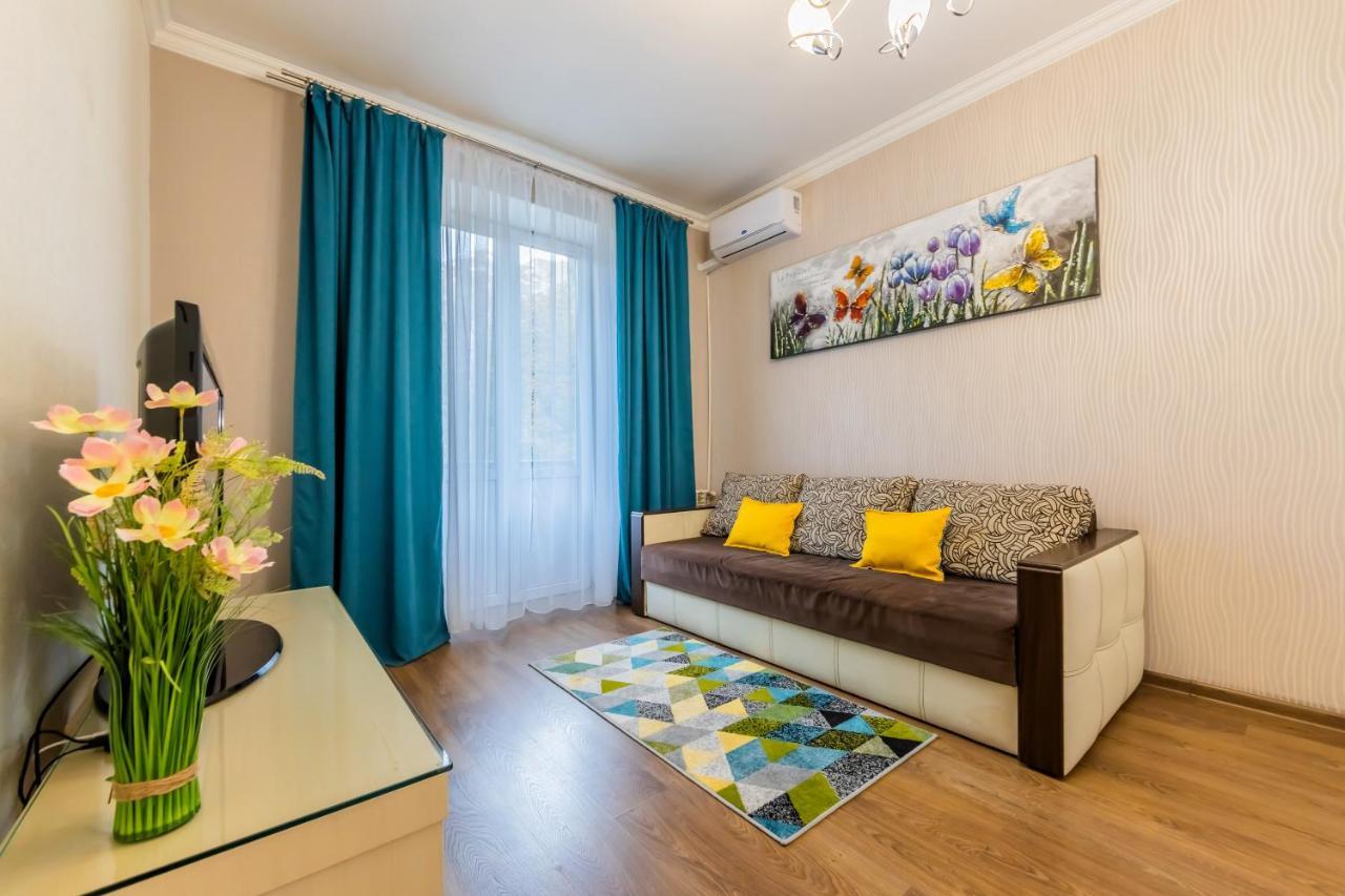2К Квартира На Шота Руставелі, Бессарабка Kyiv Exterior photo